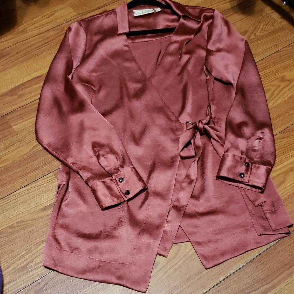 Moulinette Soeurs Cinnamon Satin Wrapโ Blouse in Rich Burgundy